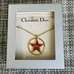 ま*こ様 Christian Dior 星型ペンダント ネックレス サークル ス ま*こ様 Christian Dior 星型ペンダント ネックレス サークル ス
