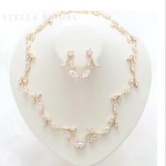 STELLA BRIDAL ネックレスとイヤリングセットのサムネイル