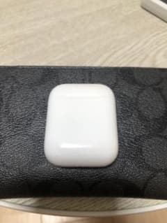 airpods　第2世代　ケースのみのサムネイル