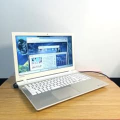 ホワイト&ゴールド☆i7-5500ノートメモリ8ギガSSDオフィスDVDカメラ