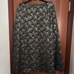Max Mara ジャカード ロングスカート 花柄 Max Mara ジャカード ロングスカート 花柄 - メルカリ