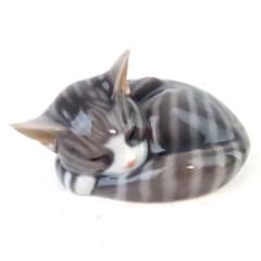 312 ロイヤル コペンハーゲン 眠り猫 フィギュリン - メルカリ
