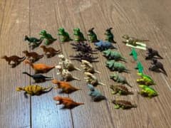 Thumbnail of 【超美品】恐竜ミニフィギュアセット 34体