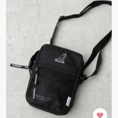 KANGOL　メッシュポケット 縦型 ミニショルダーバッグ　ブラックのサムネイル