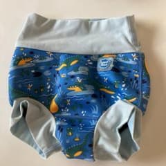 水遊びパンツ　おむつのサムネイル