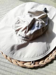 【メリー様専用】コロンビア　帽子　日除け　虫除けのサムネイル
