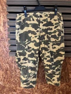 ア　ベイシング　エイプ　クロップドパンツのサムネイル