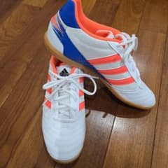 adidas フットサルシューズ ホワイト/オレンジ/ブルーのサムネイル
