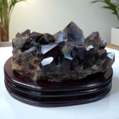 【天然石】台座付きモリオンクラスター1.3kg格安出品 天然石】台座付き モリオンクラスター2.4kg格安出品 KM104 - メルカリ
