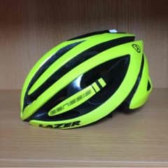 ロードバイク用ヘルメットのサムネイル