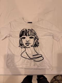 ZARA Tシャツのサムネイル