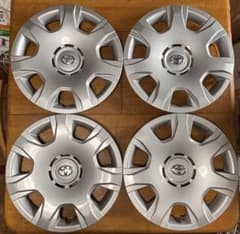 TOYOTA 200系ハイエース 純正ホイールキャップ 4枚セット（1車分