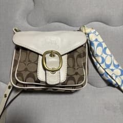 COACH ショルダーバッグのサムネイル