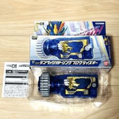 仮面ライダーゼロワン★DXランペイジガトリングプログライズキー★美品★箱あり希少のサムネイル
