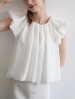 タグ付き正規品 Acka drape volume tops ホワイト 新品 - メルカリ