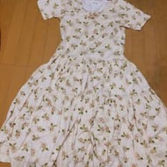 ピンクハウス☆花柄ワンピースのサムネイル
