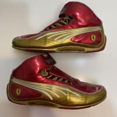 PUMA × Ferrari ハイカット　スニーカー　ブーツ　opium y2kのサムネイル