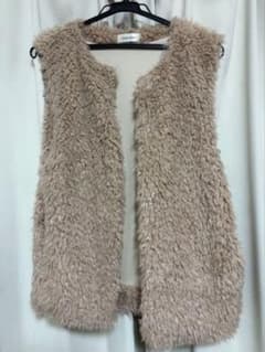 《値下げ》ベージュ ポリエステル ベスト Fサイズ