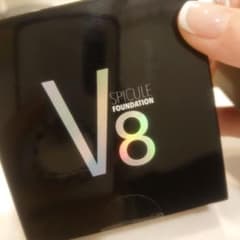 v3ファンデーション　v8ファンデーションのサムネイル