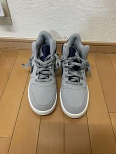 NIKE ハイカット　定番カラーのサムネイル