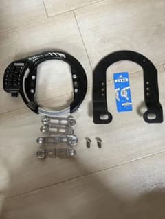 プリウス50　ZVW51　アクセントピース　新車外し　ガラスコーティング済 プリウス50 ZVW51 アクセントピース 新車外し ガラスコーティング済