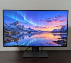 DELL U2720QM 27インチ 4K USB-C モニターのサムネイル