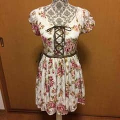 AnkRouge花柄ワンピースのサムネイル