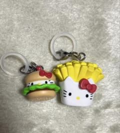 ハローキティ アメリカンデザイン めじるしアクセサリー　ポテトハンバーガーのサムネイル