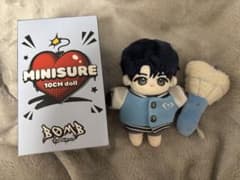 MINISURE doll TREASURE ドヨン ミニジャー ドールのサムネイル