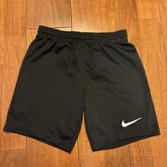 Nike ハーフパンツ ブラック　子供用130 サッカーのサムネイル