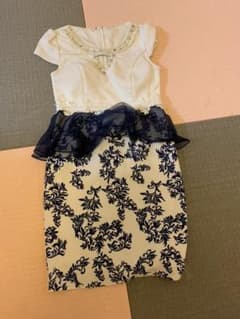 ミニドレスのサムネイル