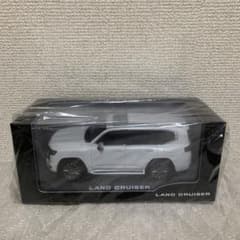 ランドクルーザー　ミニカー　1/30スケールのサムネイル