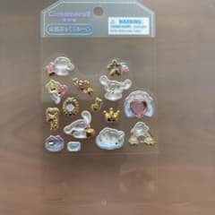 【おすそ分け】☆最終値下げ☆サンリオ 台紙付金箔ぷっくりシール シナモロール ①のサムネイル