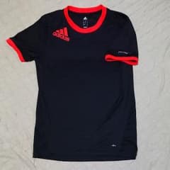Tシャツ  アディダスのサムネイル