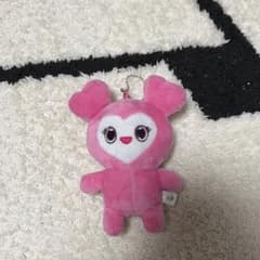 TWICE LOVELY ぬいぐるみ マスコットのサムネイル