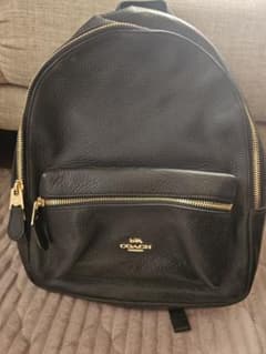 COACH ブラックレザー リュックのサムネイル