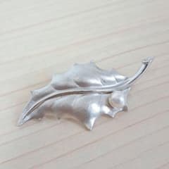 美品 TASAKI タサキ 田崎真珠 ブローチ リーフ パール 本真珠 シルバー