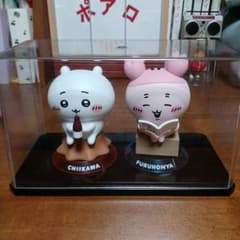 ちいかわ 古本屋 フィギュア 2体セットのサムネイル