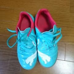 プーマ フットサルシューズのサムネイル