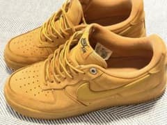 ⭐︎美品⭐︎ナイキ エア フォース 1 '07 WB 27cmのサムネイル