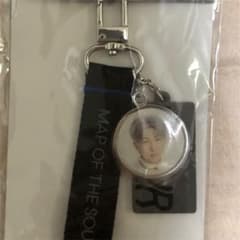 BTS MOS キーリングのサムネイル