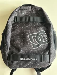 DC SHOES リュック バックパック ブラック ペイズリー柄 ロゴ入りのサムネイル