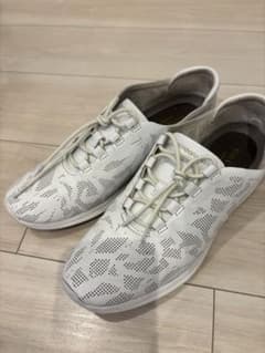 Cole Haan ZEROGRAND スニーカー ホワイト Cole Haan Zerogrand ホワイト スニーカー - メルカリ