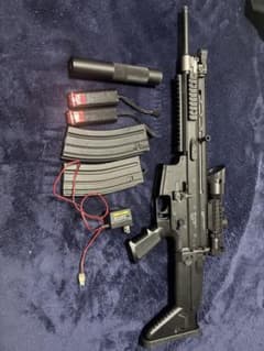ビ*ー様 セ*︎様 東京マルイ　次世代電動ガン　SCAR-L ブラックのサムネイル