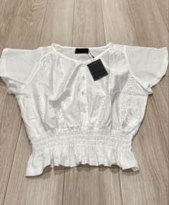 【メルカリ市期間限定】新品タグ付き！MICOAMERI ❤︎ レーストップスのサムネイル