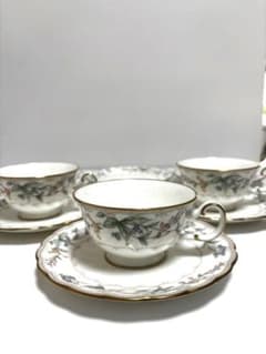 値下げしました！ノリタケ　ボーンチャイナ ノリタケ ボーンチャイナ コーヒーカップ＆ソーサー 金彩 シノワズリ