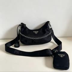 ひろ出品 PRADA ノベルティ ブラック ショルダーバッグ ポーチ 美品 PRADA ノベルティ ショルダーバッグ 44 - メルカリ