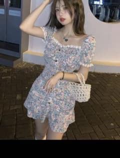 韓国ワンピース　花柄のサムネイル