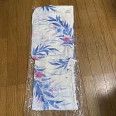 【新品タグ付】定価15900円 浴衣 レディース Mサイズ 白地 華やかのサムネイル