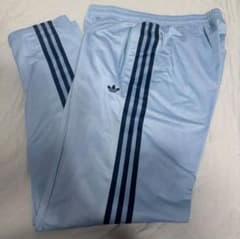 【新品】アディダス トラックパンツのサムネイル
